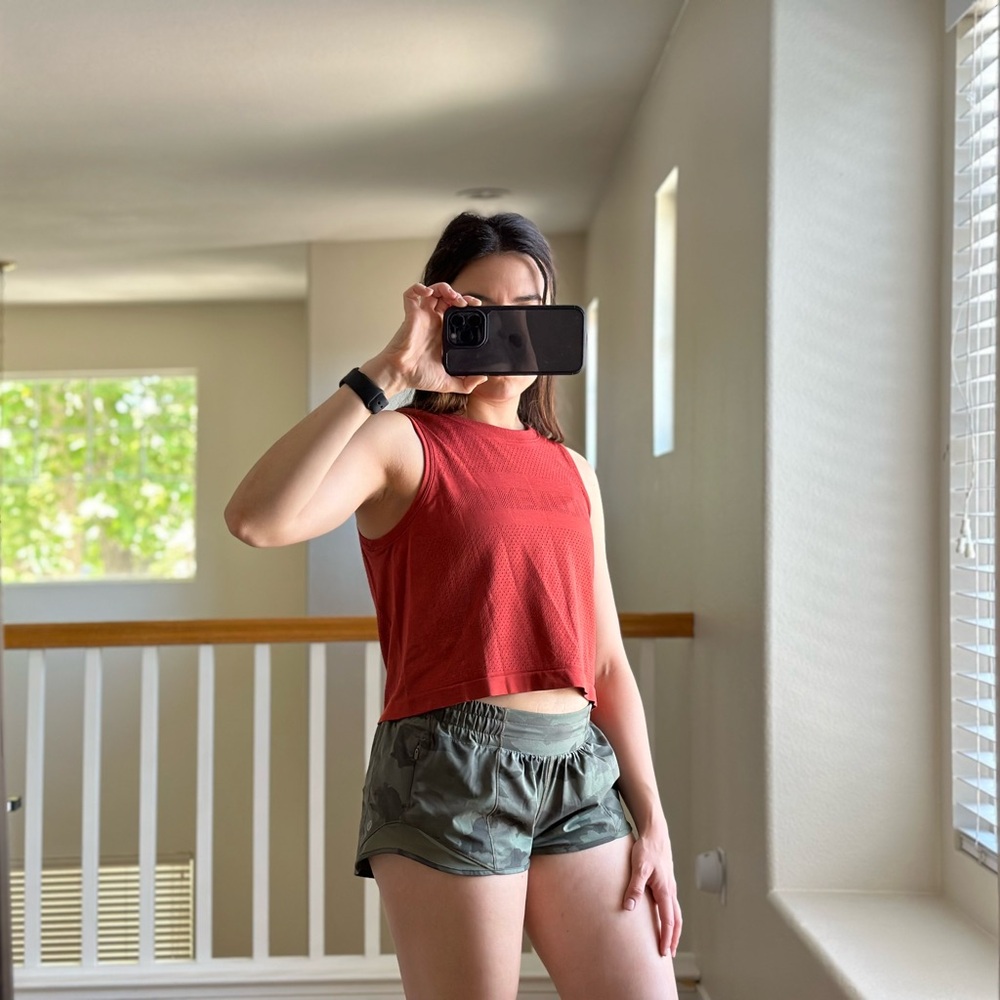 Lululemon Crop Tank Rust Size 4